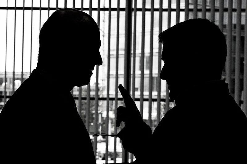 Eurogroup: Τριμερής συνάντηση Ελλάδας–Γαλλίας–Γερμανίας για το χρέος